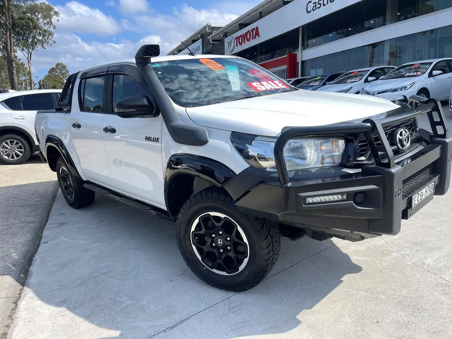 2018 Toyota Hilux Gallery Image 1