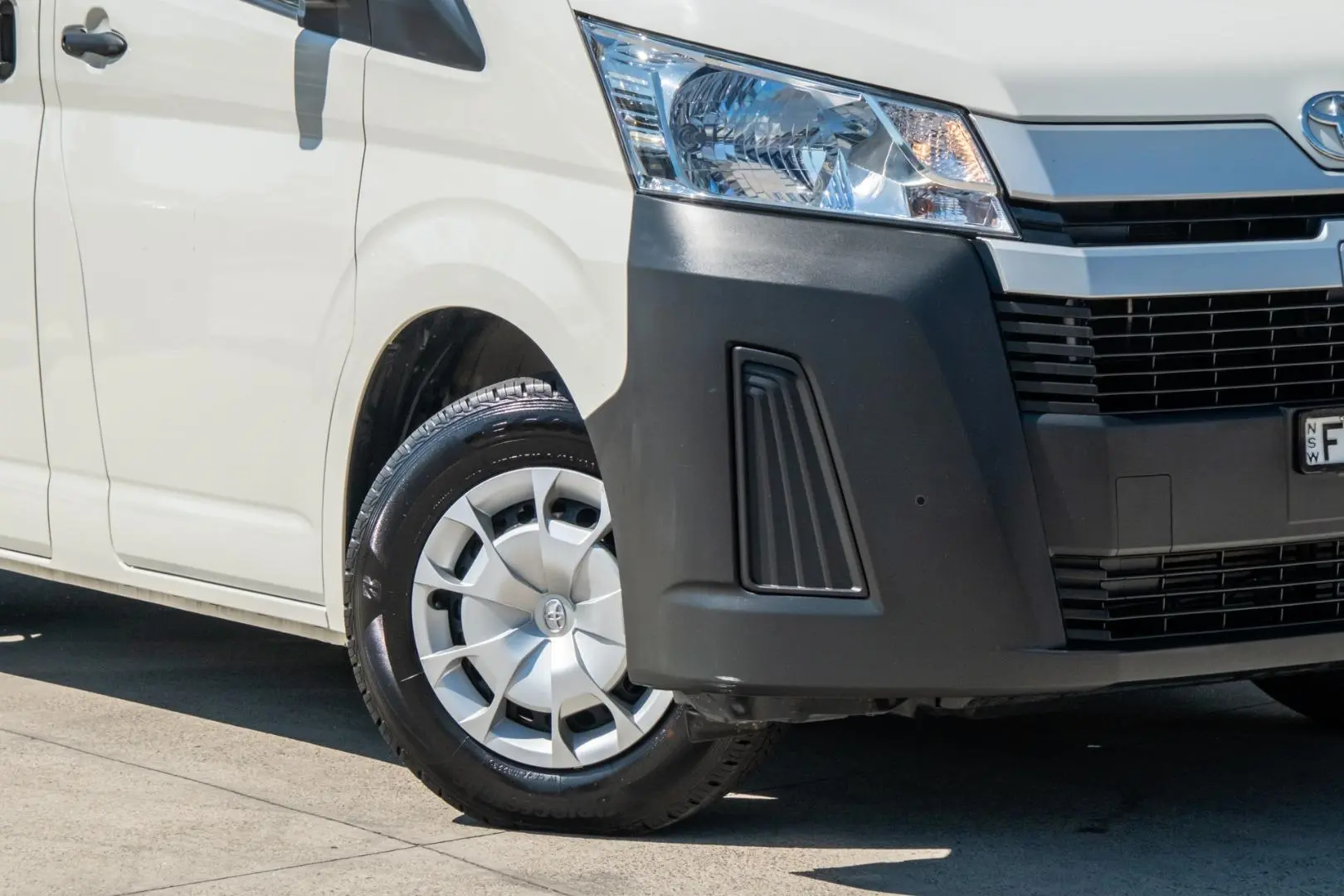 2023 Toyota Hiace Gallery Image 6