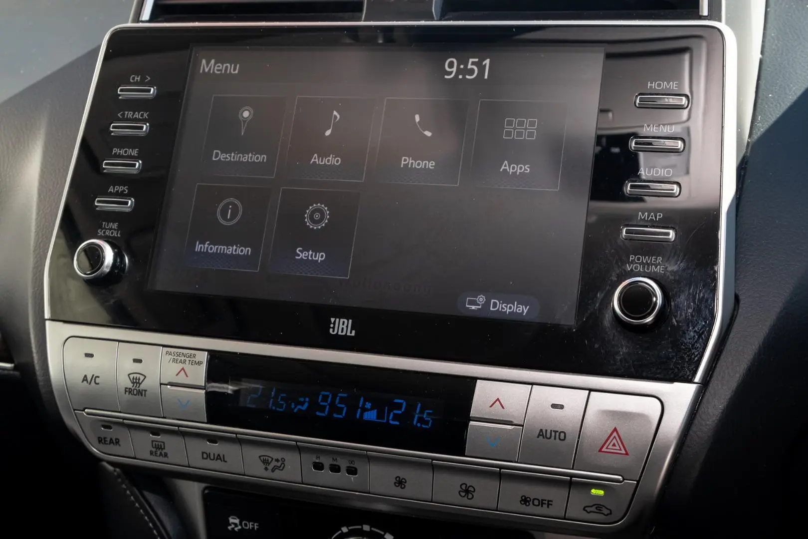 2021 Toyota Landcruiser Prado Gallery Image 14