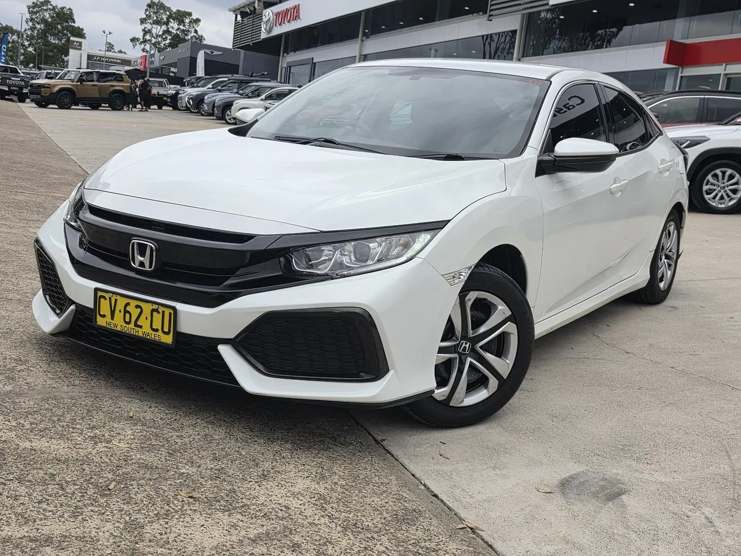 2017 Honda Civic Gallery Image 32