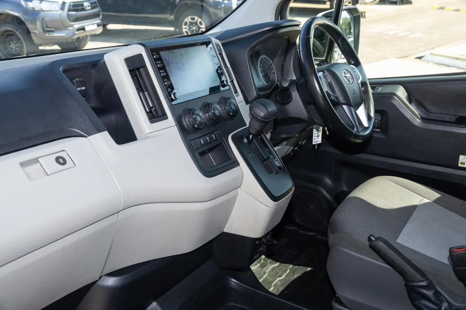 2020 Toyota Hiace Gallery Image 8