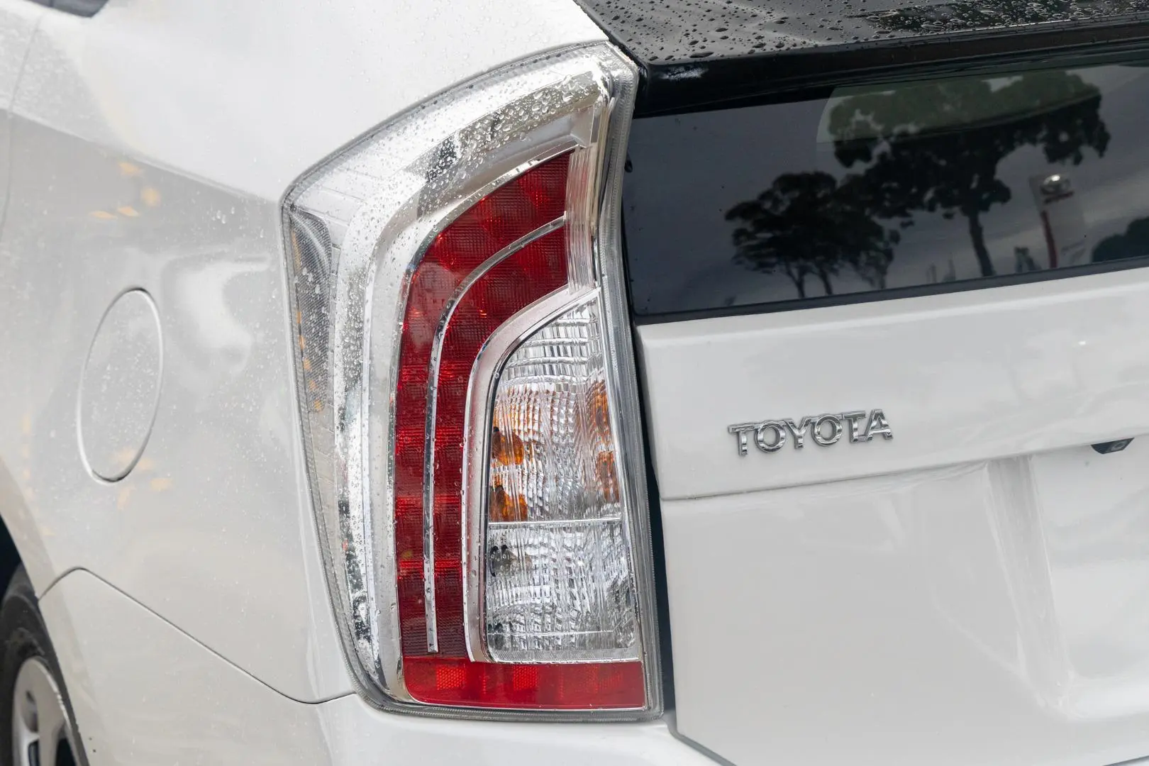 2012 Toyota Prius Gallery Image 19