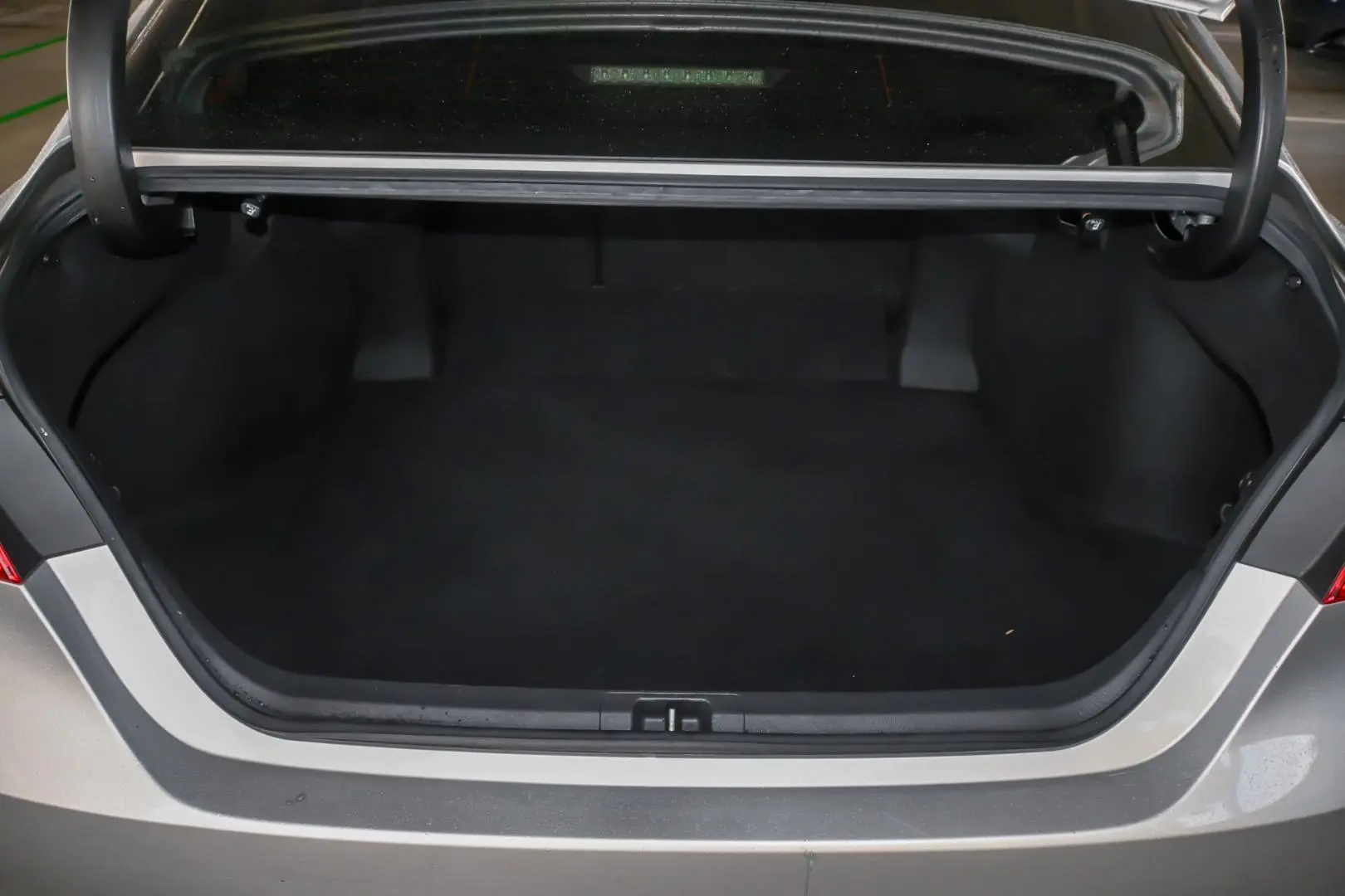 2018 Toyota Camry Gallery Image 20