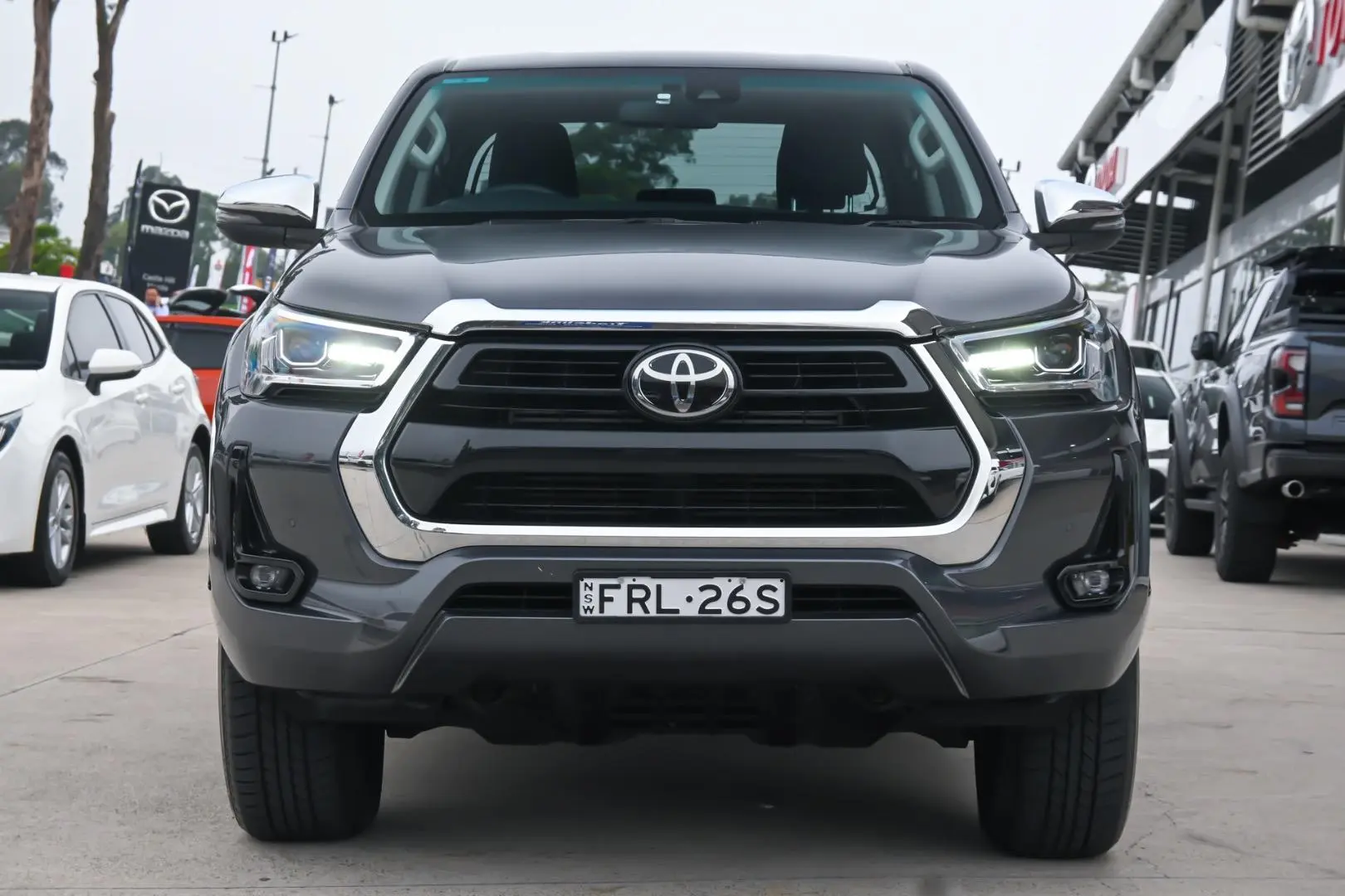 2022 Toyota Hilux Gallery Image 4