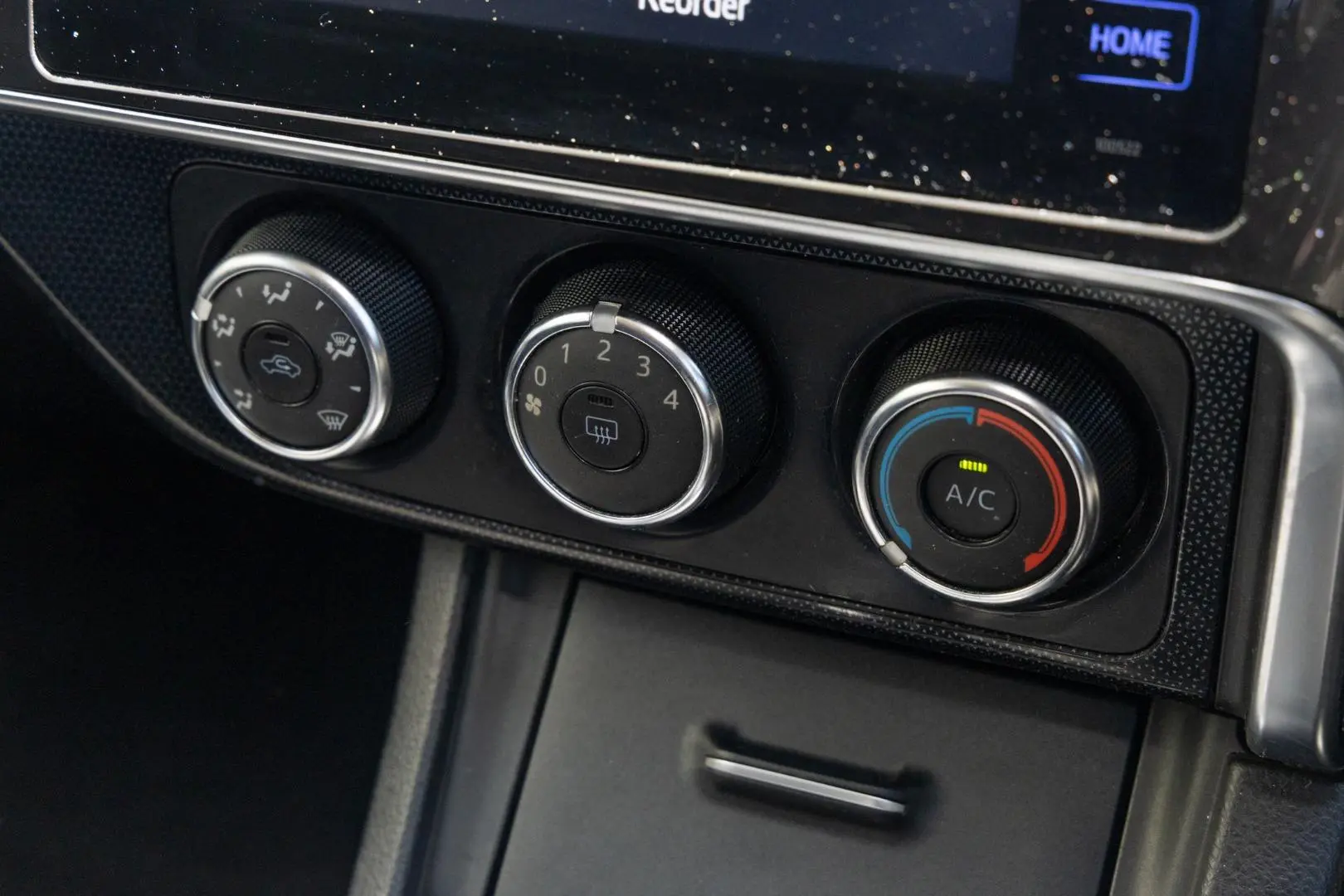 2015 Toyota Corolla Gallery Image 16