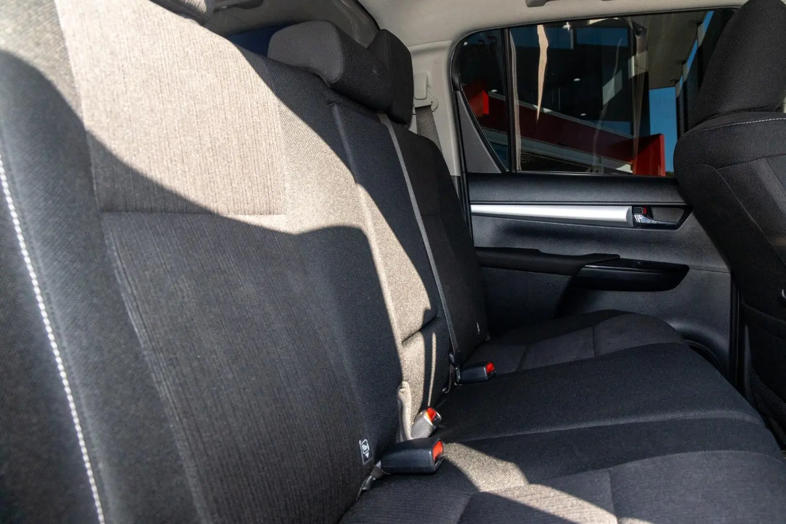2019 Toyota Hilux Gallery Image 9