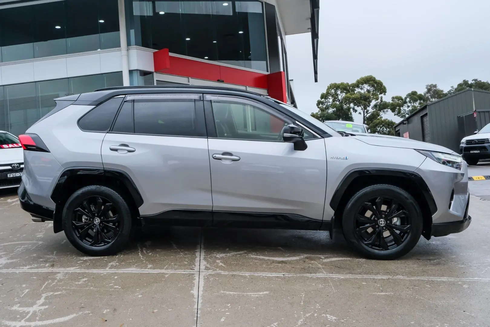 2023 Toyota RAV4 Gallery Image 3
