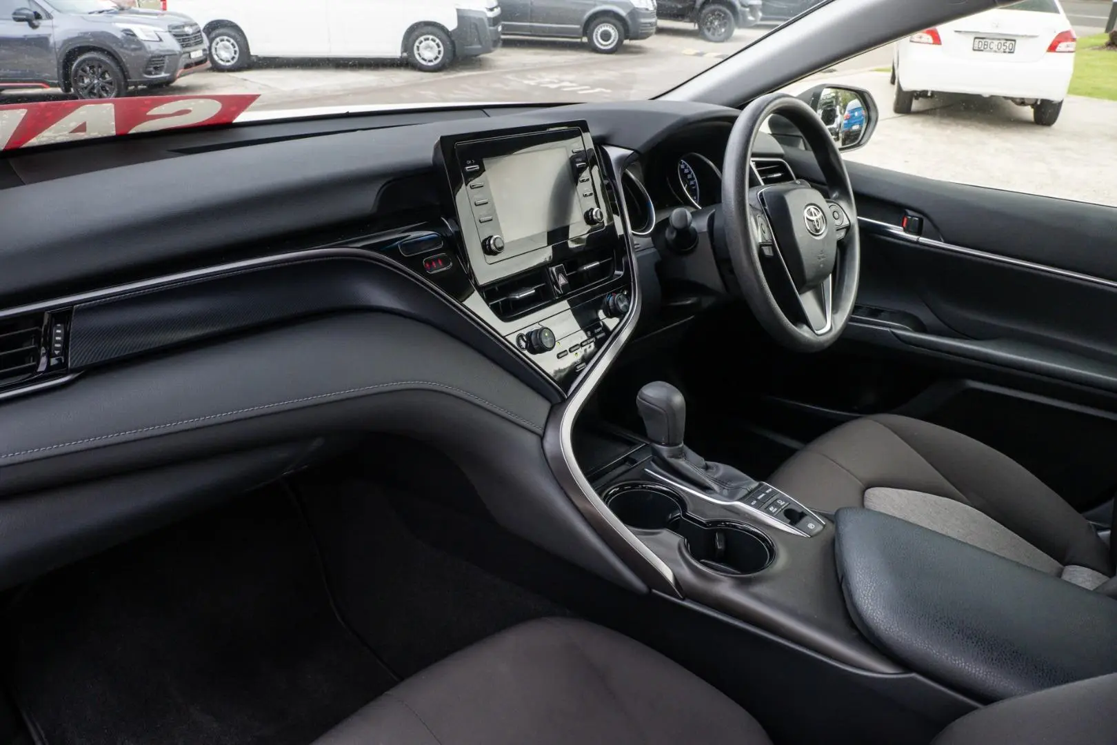 2024 Toyota Camry Gallery Image 8