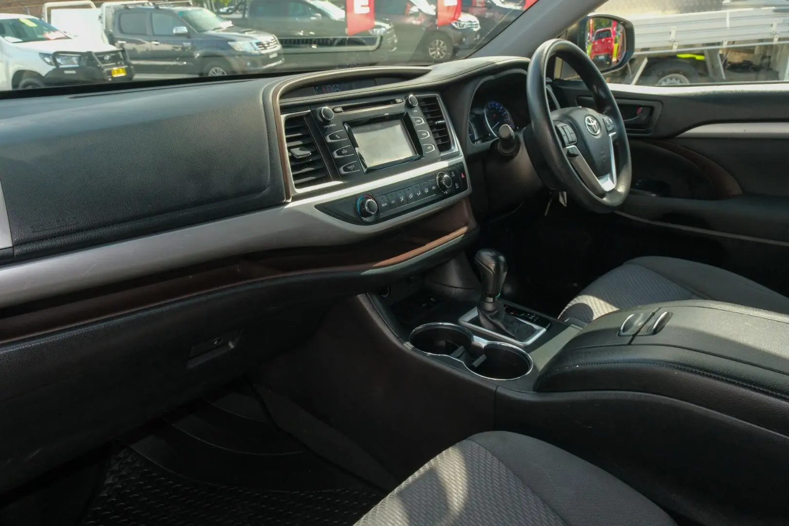 2019 Toyota Kluger Gallery Image 8