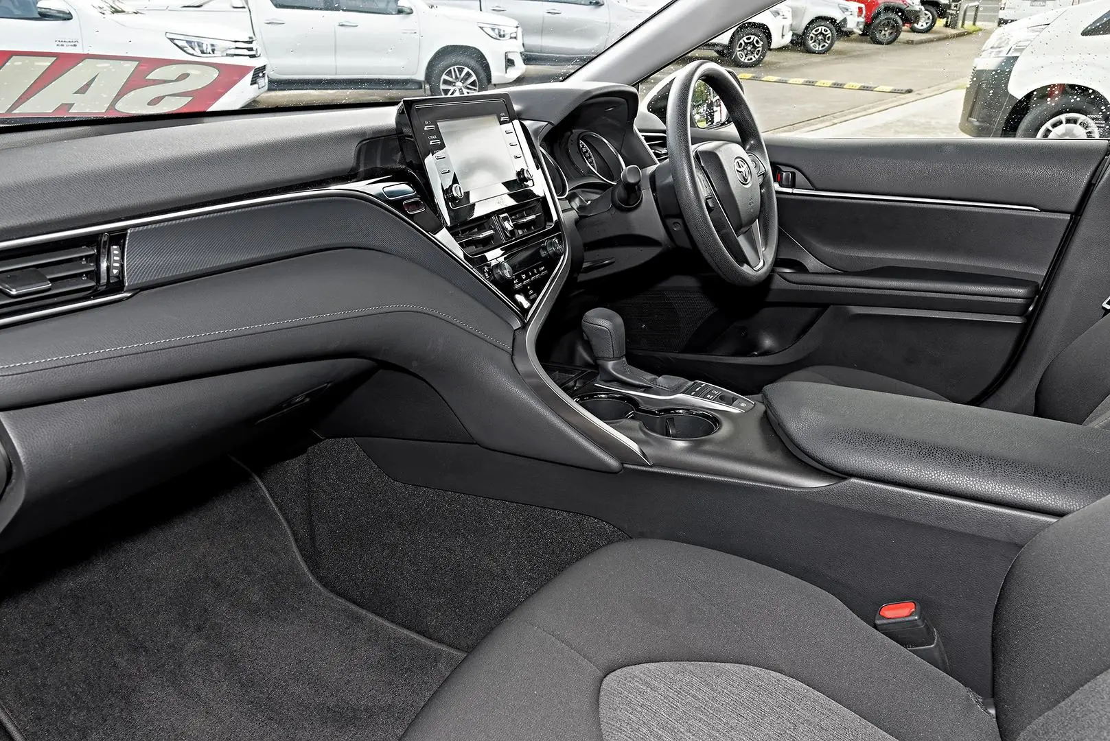 2024 Toyota Camry Gallery Image 8