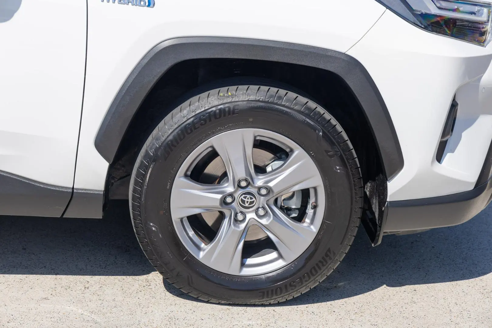 2024 Toyota RAV4 Gallery Image 21