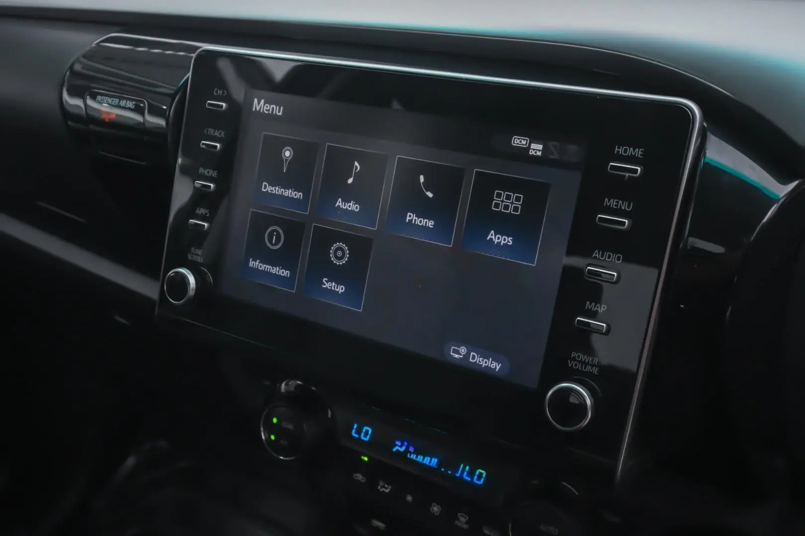 2022 Toyota Hilux Gallery Image 16