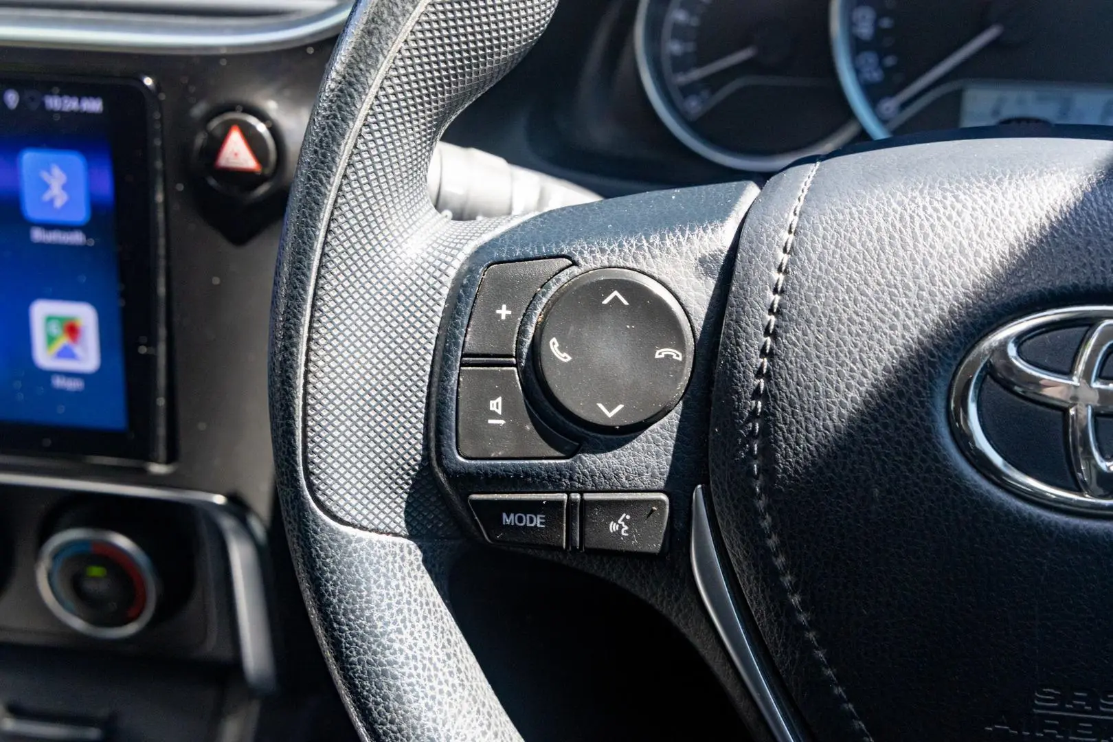 2018 Toyota Corolla Gallery Image 11