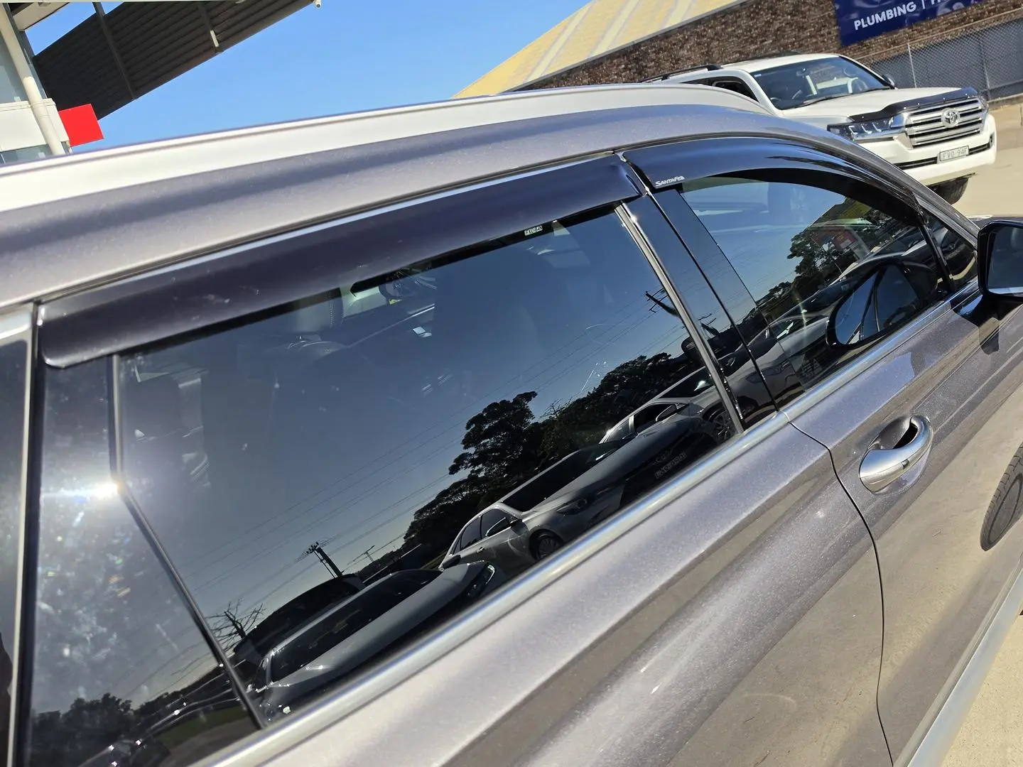 2023 Hyundai Santa Fe Gallery Image 5