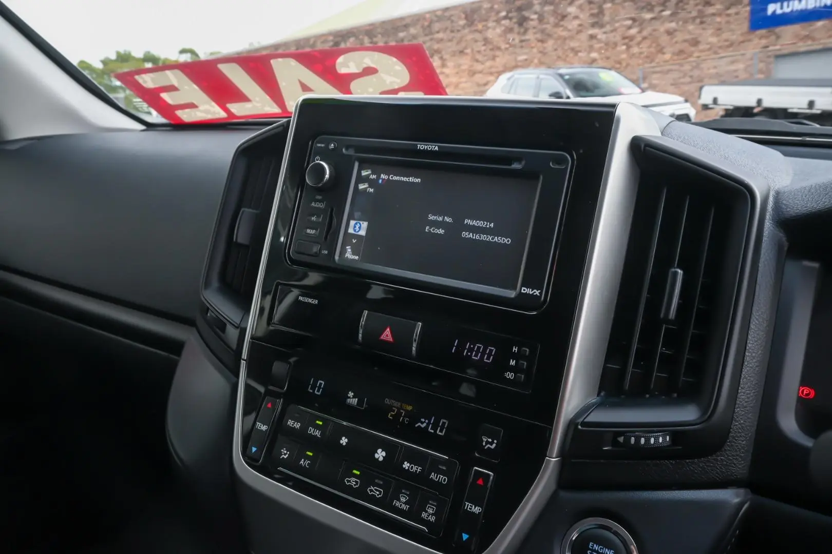 2016 Toyota Landcruiser Gallery Image 18