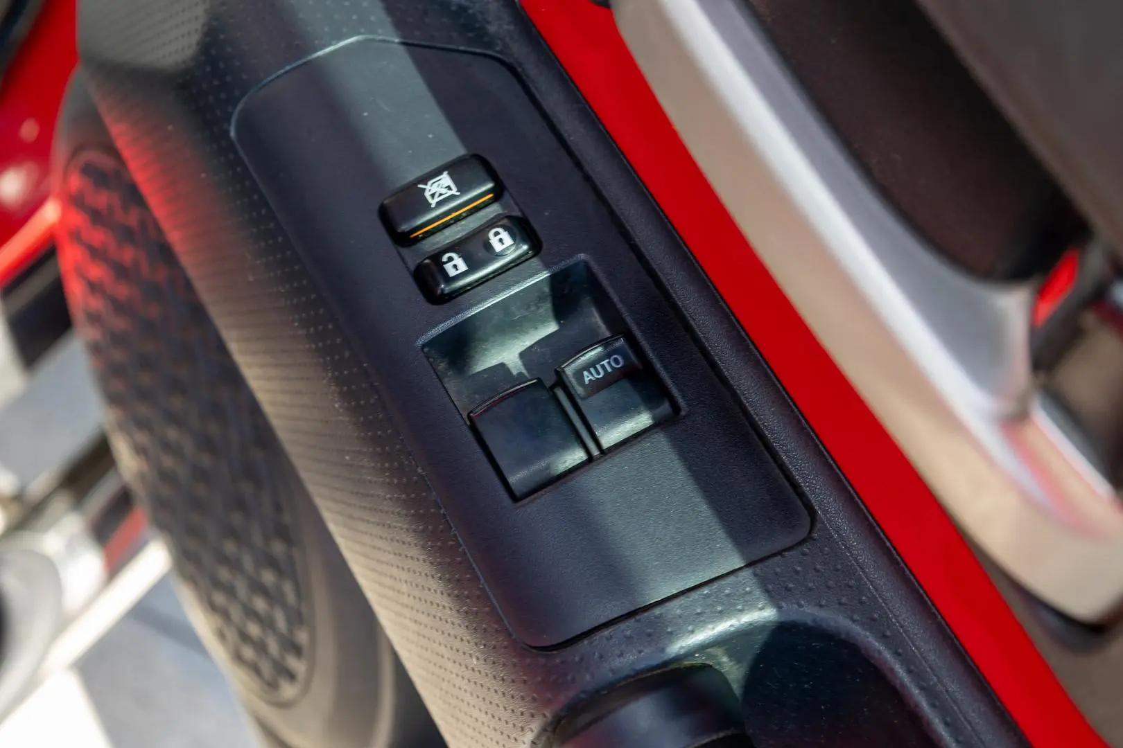 2015 Toyota FJ Cruiser Gallery Image 15