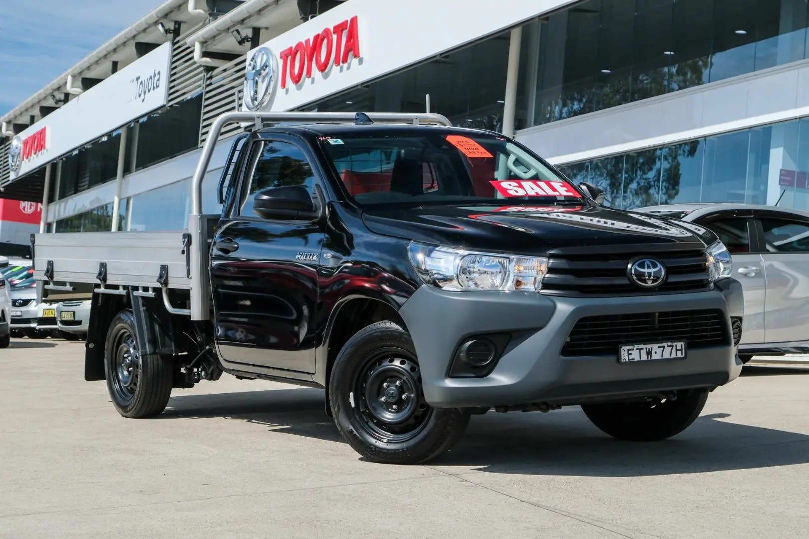 2022 Toyota Hilux Image 1