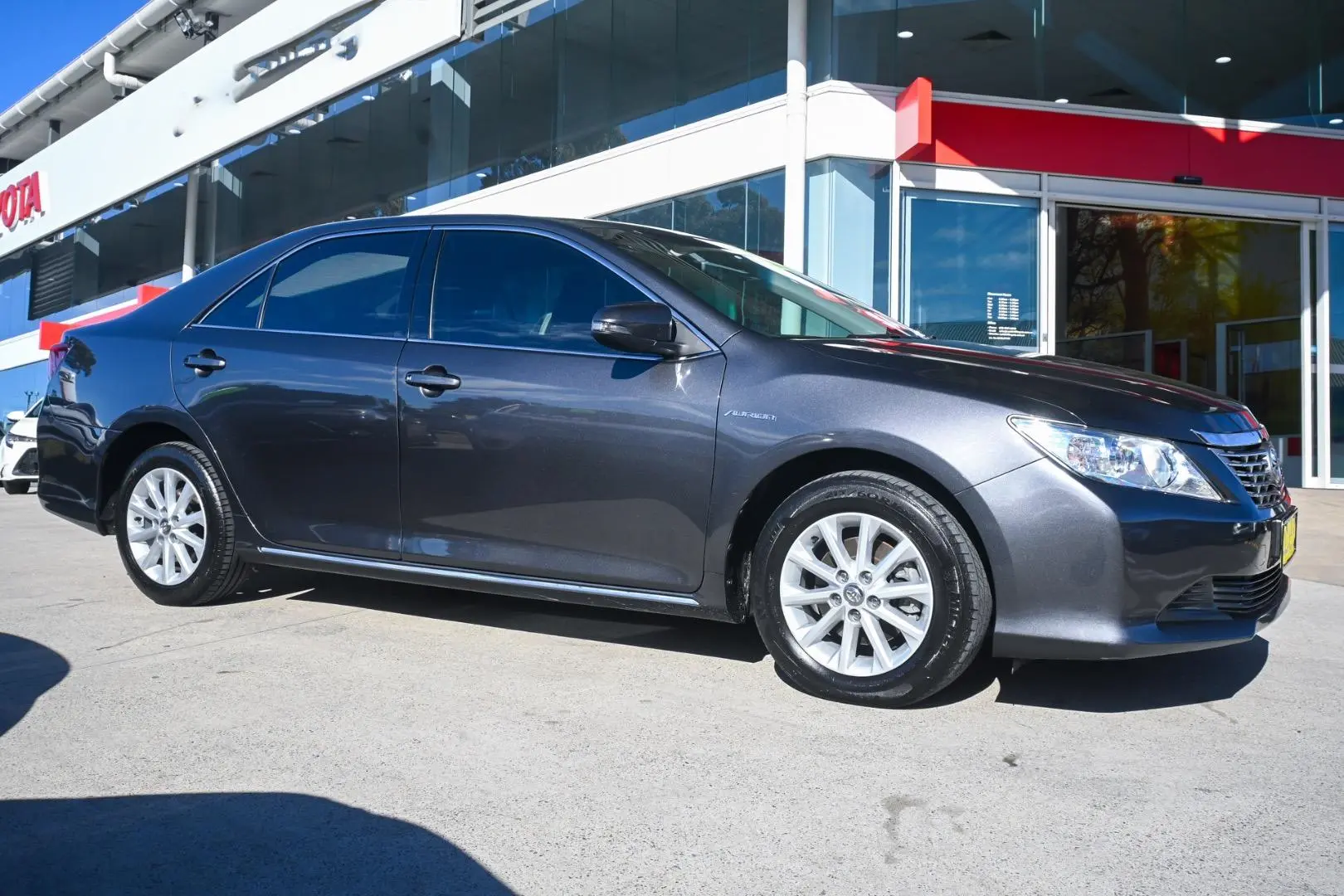 2014 Toyota Aurion Gallery Image 3