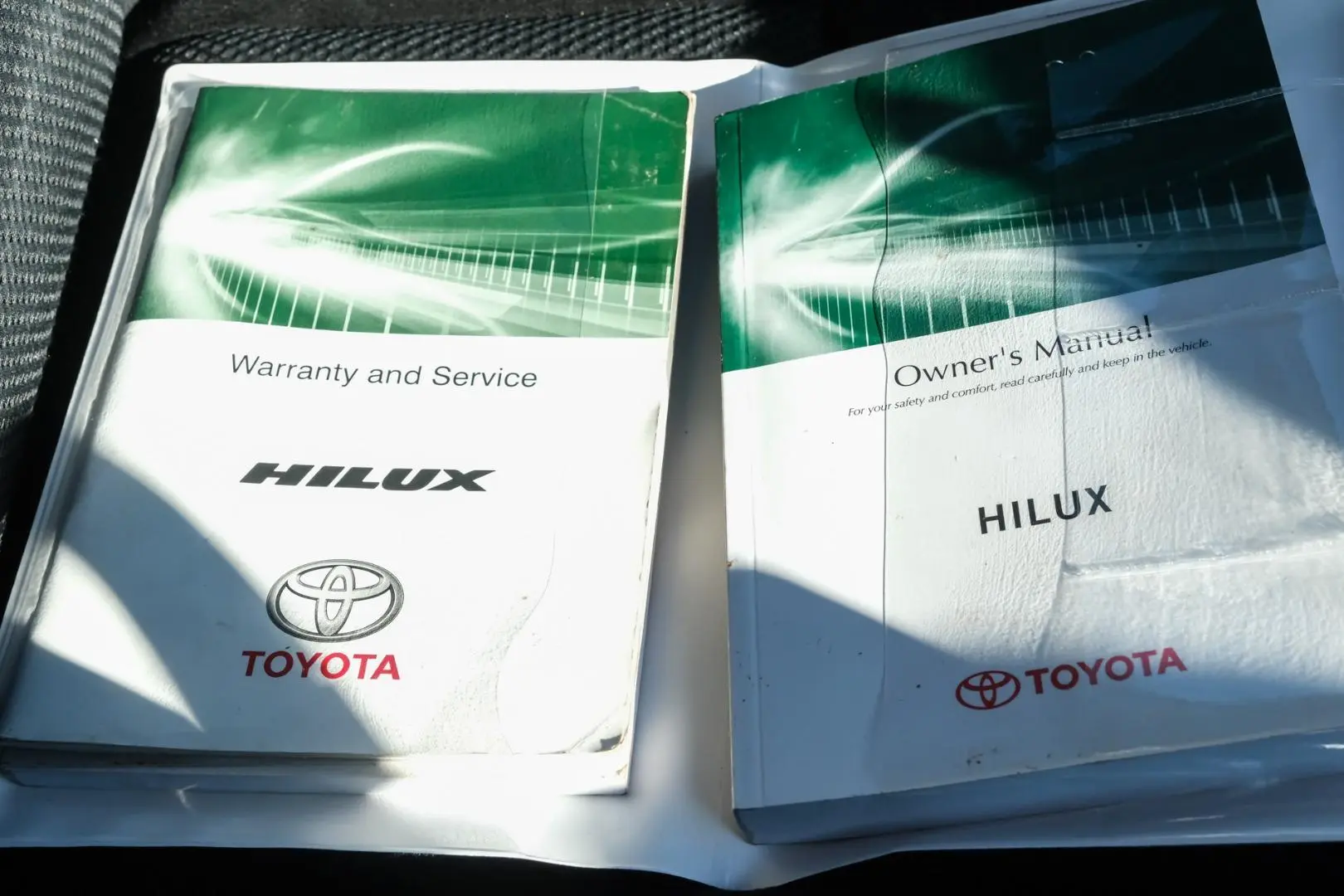 2015 Toyota Hilux Gallery Image 17