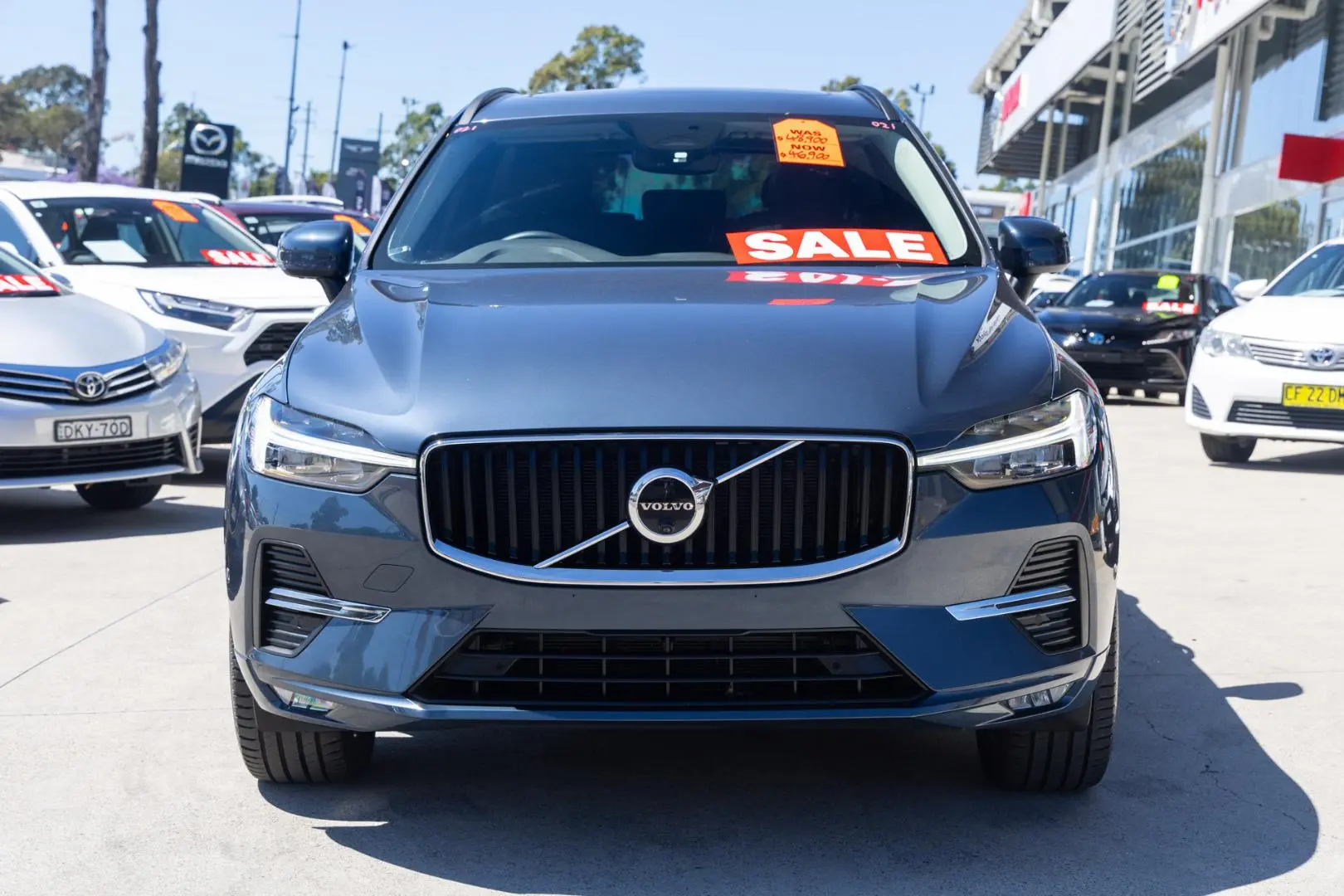 2023 Volvo XC60 Gallery Image 4