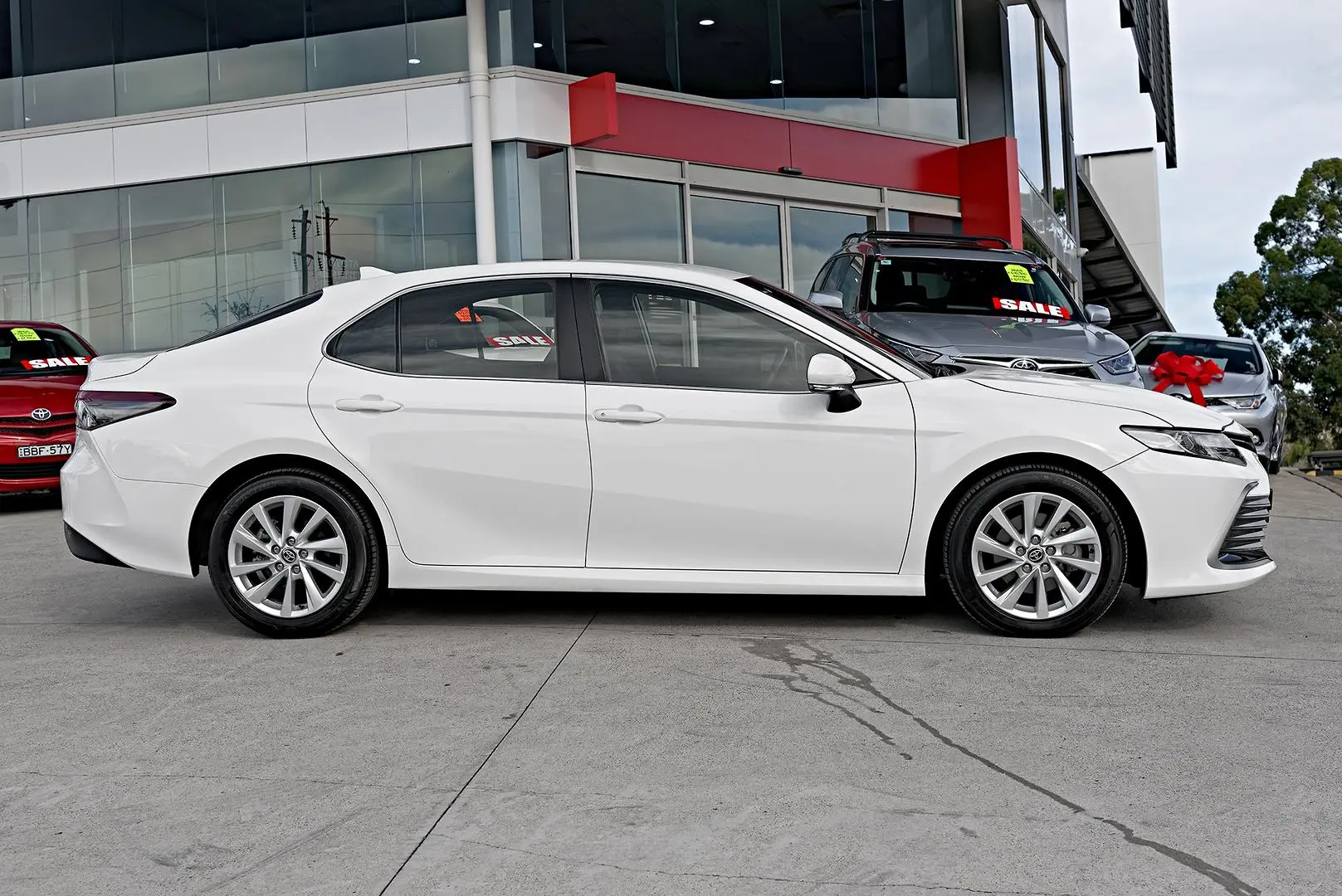 2024 Toyota Camry Gallery Image 3