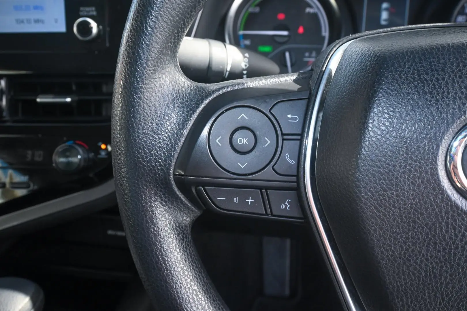 2023 Toyota Camry Gallery Image 12