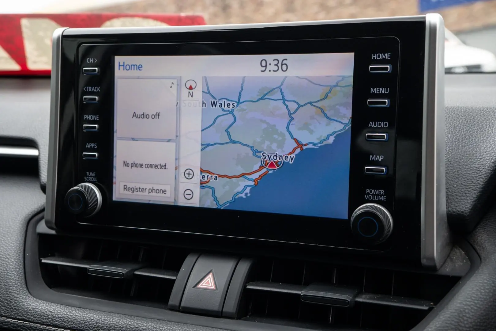 2020 Toyota RAV4 Gallery Image 11