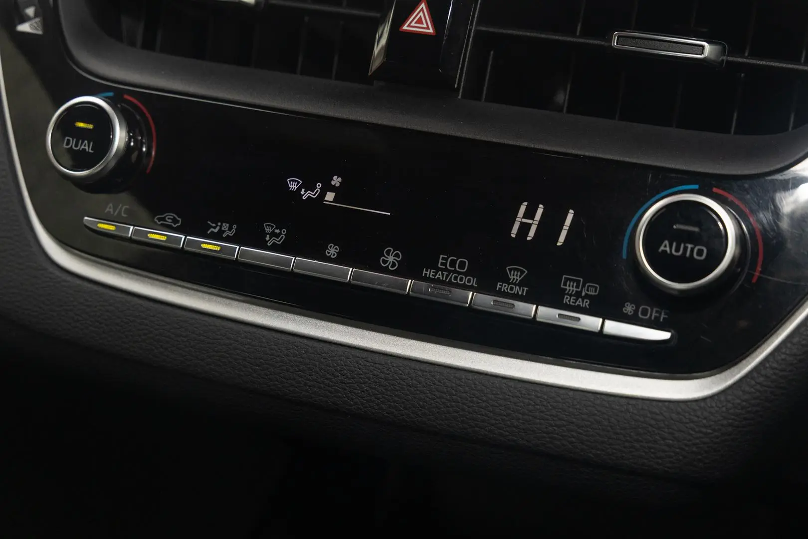 2019 Toyota Corolla Gallery Image 17