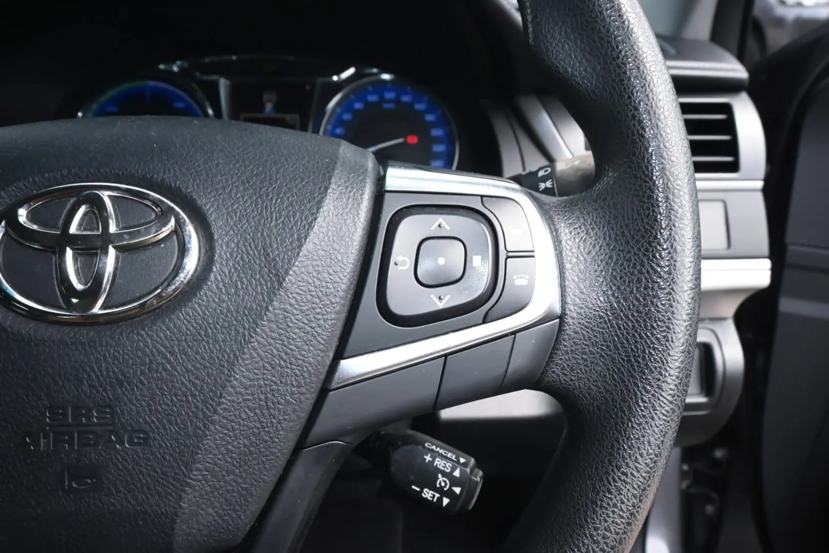 2015 Toyota Camry Gallery Image 13