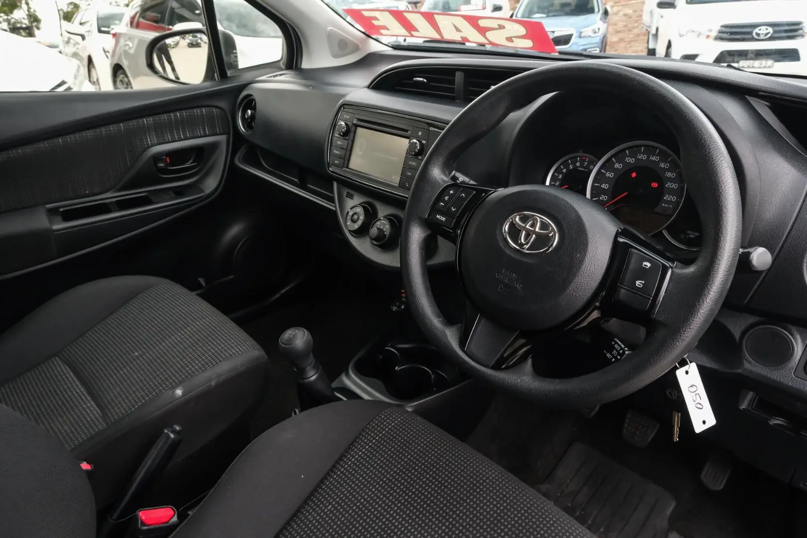 2019 Toyota Yaris Gallery Image 7