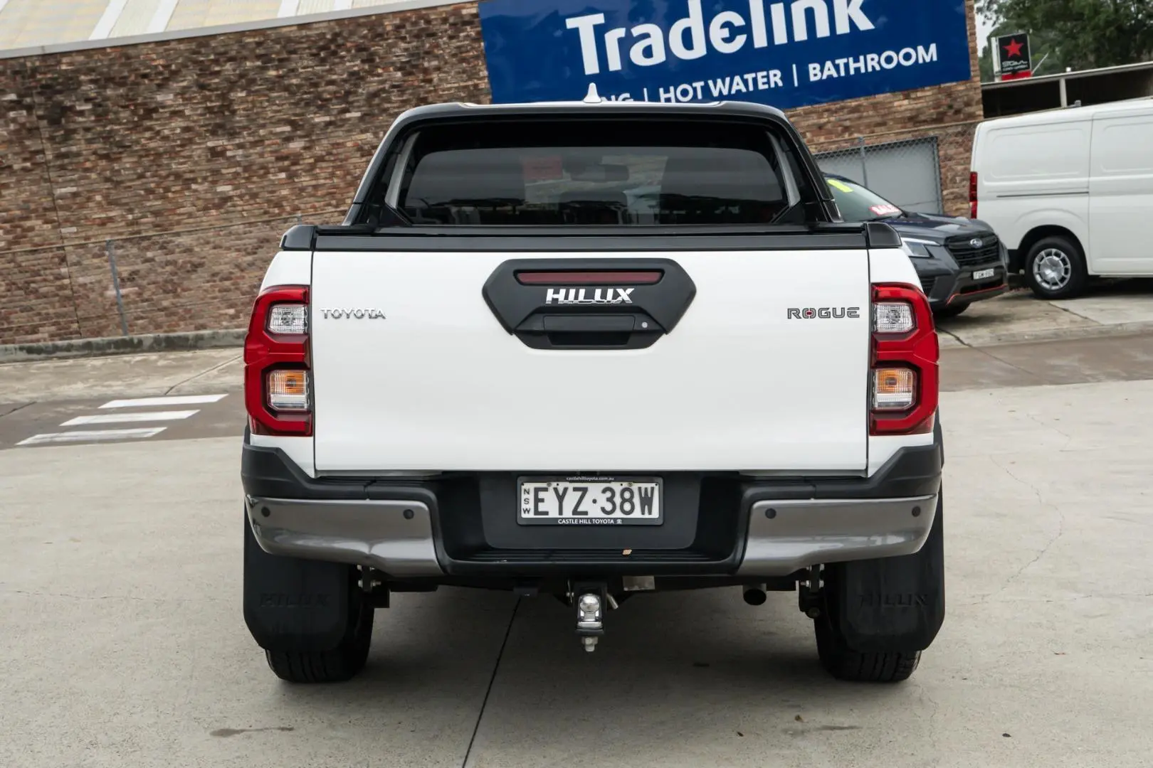 2023 Toyota Hilux Gallery Image 5