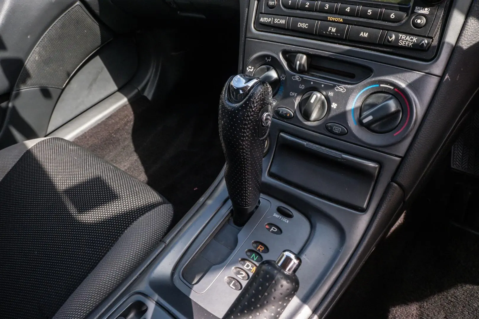 2005 Toyota Celica Gallery Image 12