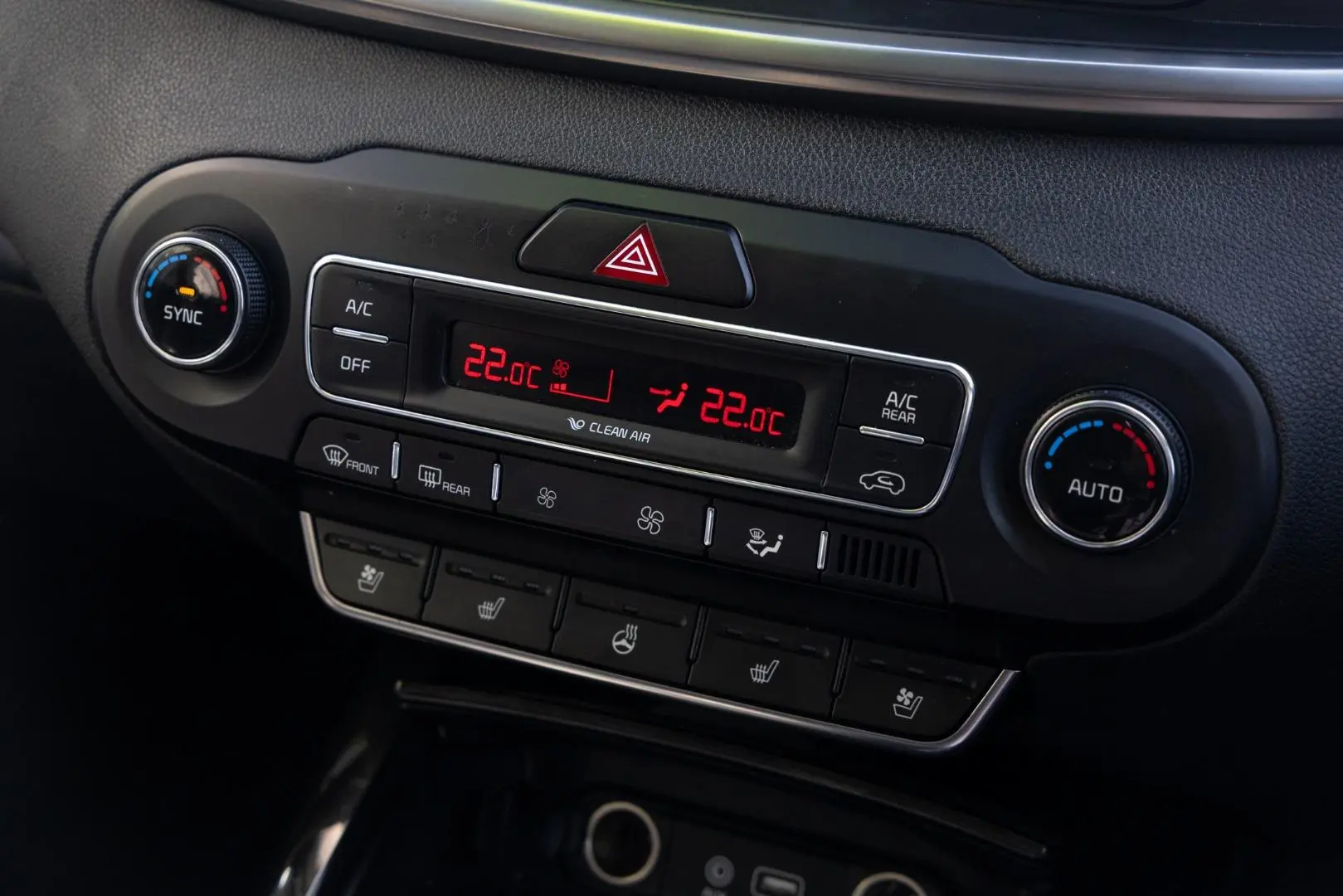 2019 Kia Sorento Gallery Image 16
