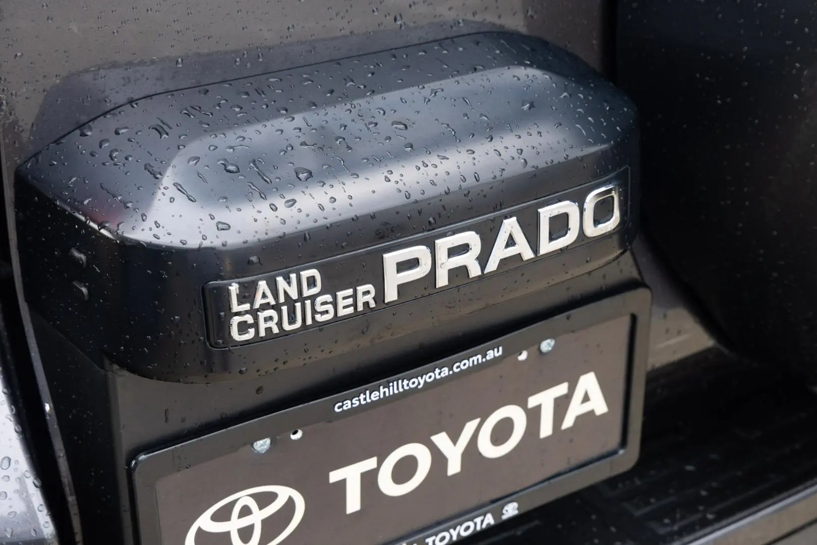 2017 Toyota Landcruiser Prado Gallery Image 20