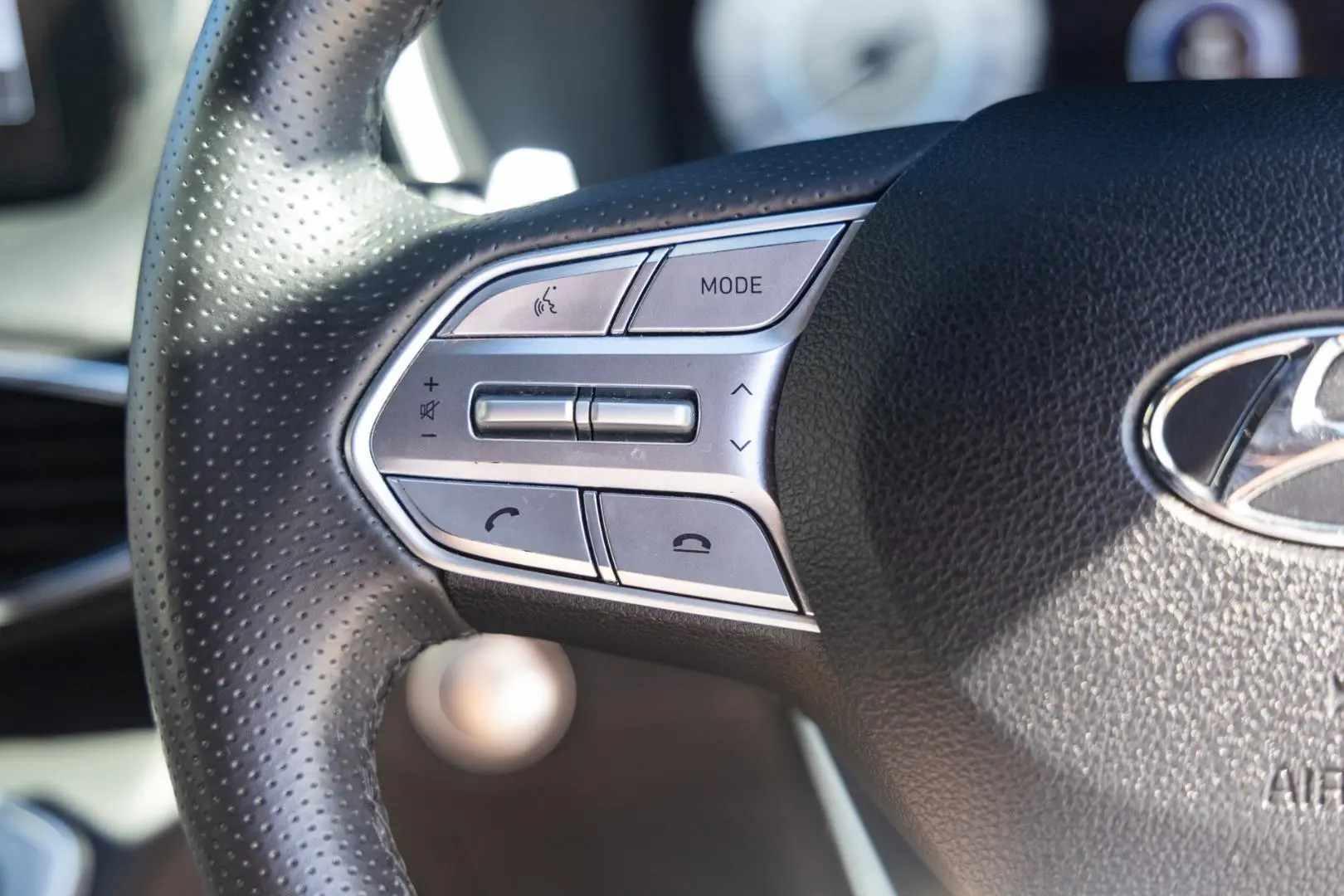 2022 Hyundai Santa Fe Gallery Image 14