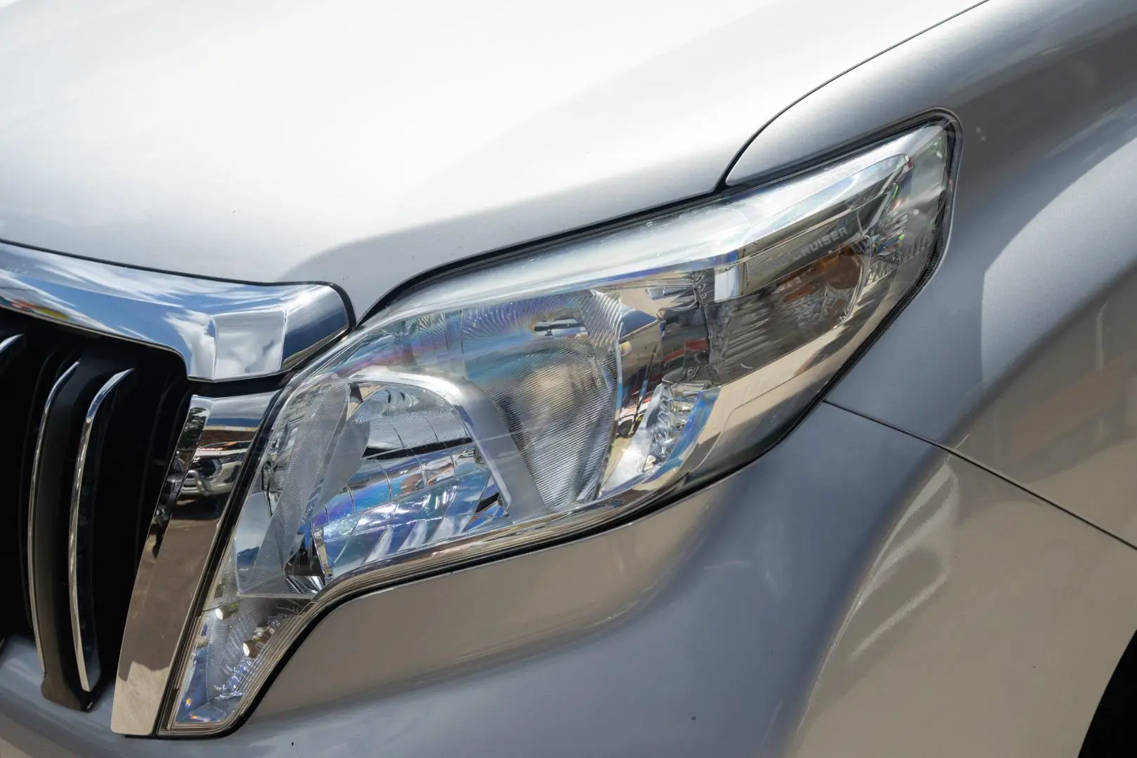 2017 Toyota Landcruiser Prado Gallery Image 17