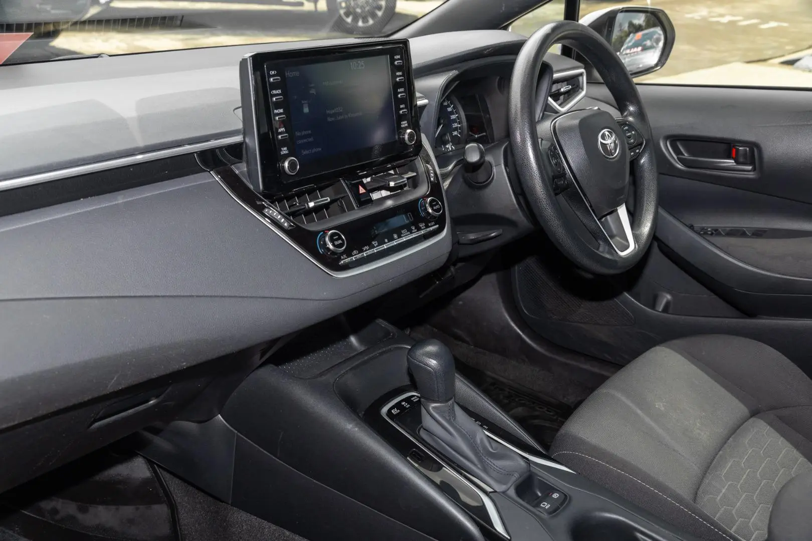 2020 Toyota Corolla Gallery Image 8