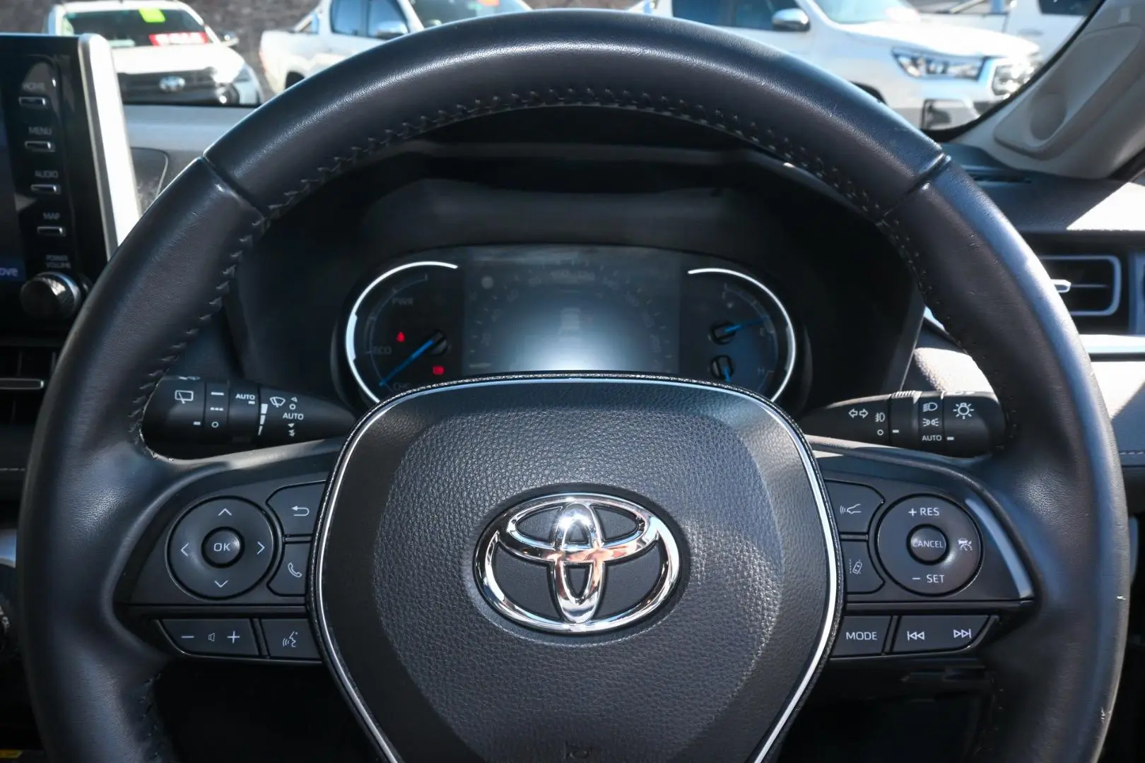 2019 Toyota RAV4 Gallery Image 12