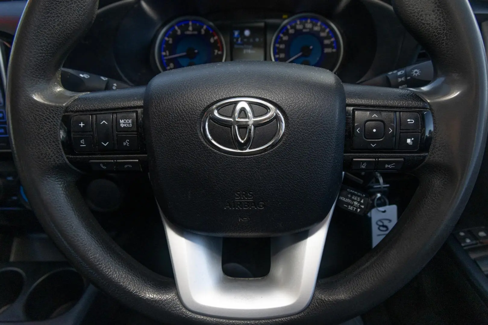 2019 Toyota Hilux Gallery Image 10