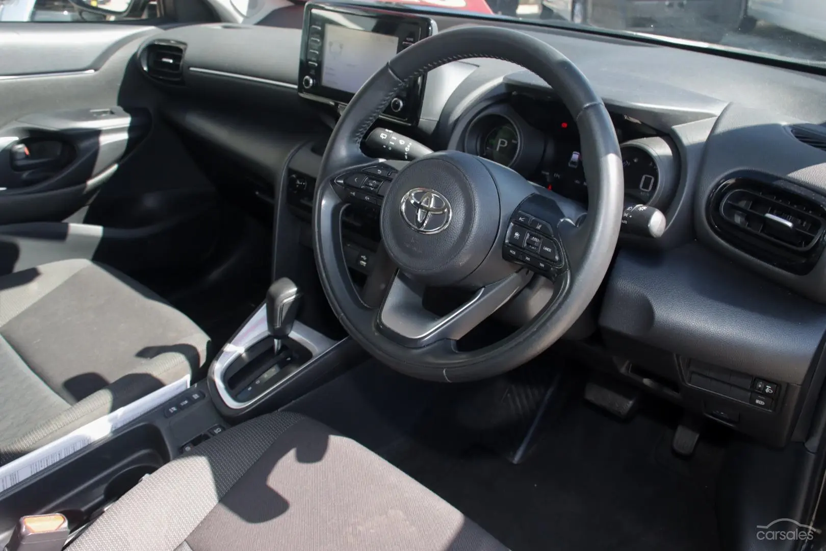 2022 Toyota Yaris Cross Image 7