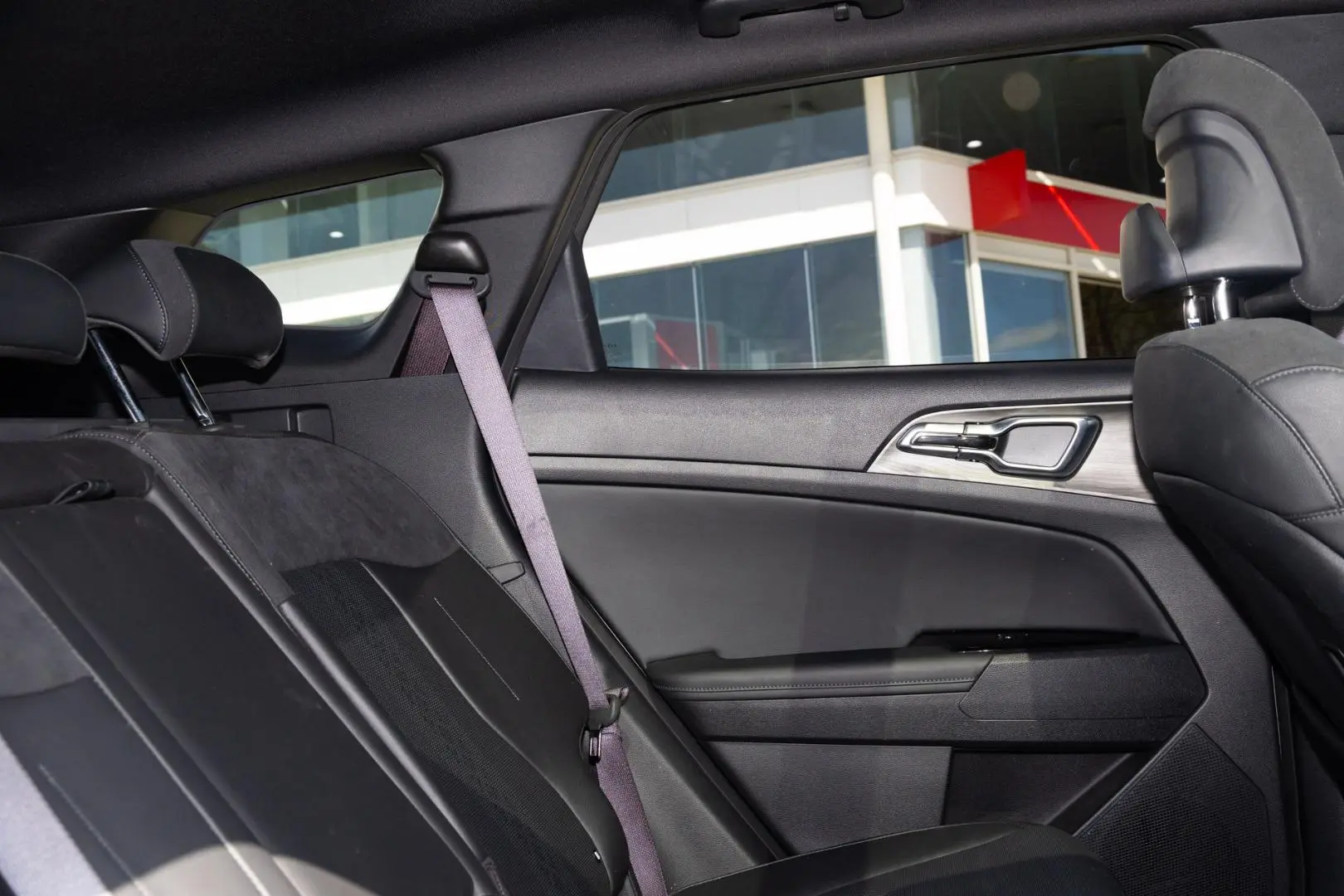 2024 Kia Sportage Gallery Image 9