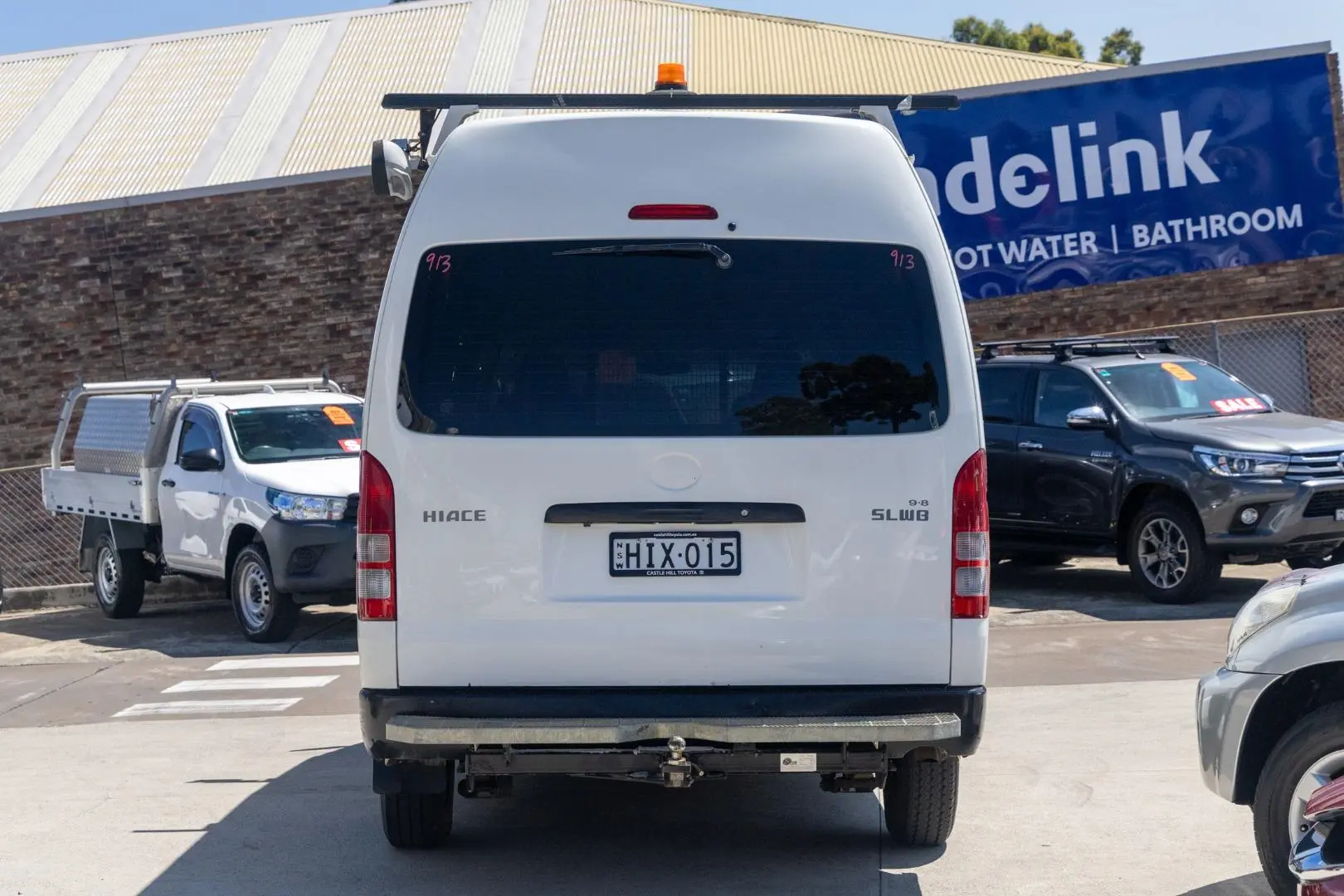 2016 Toyota Hiace Gallery Image 5