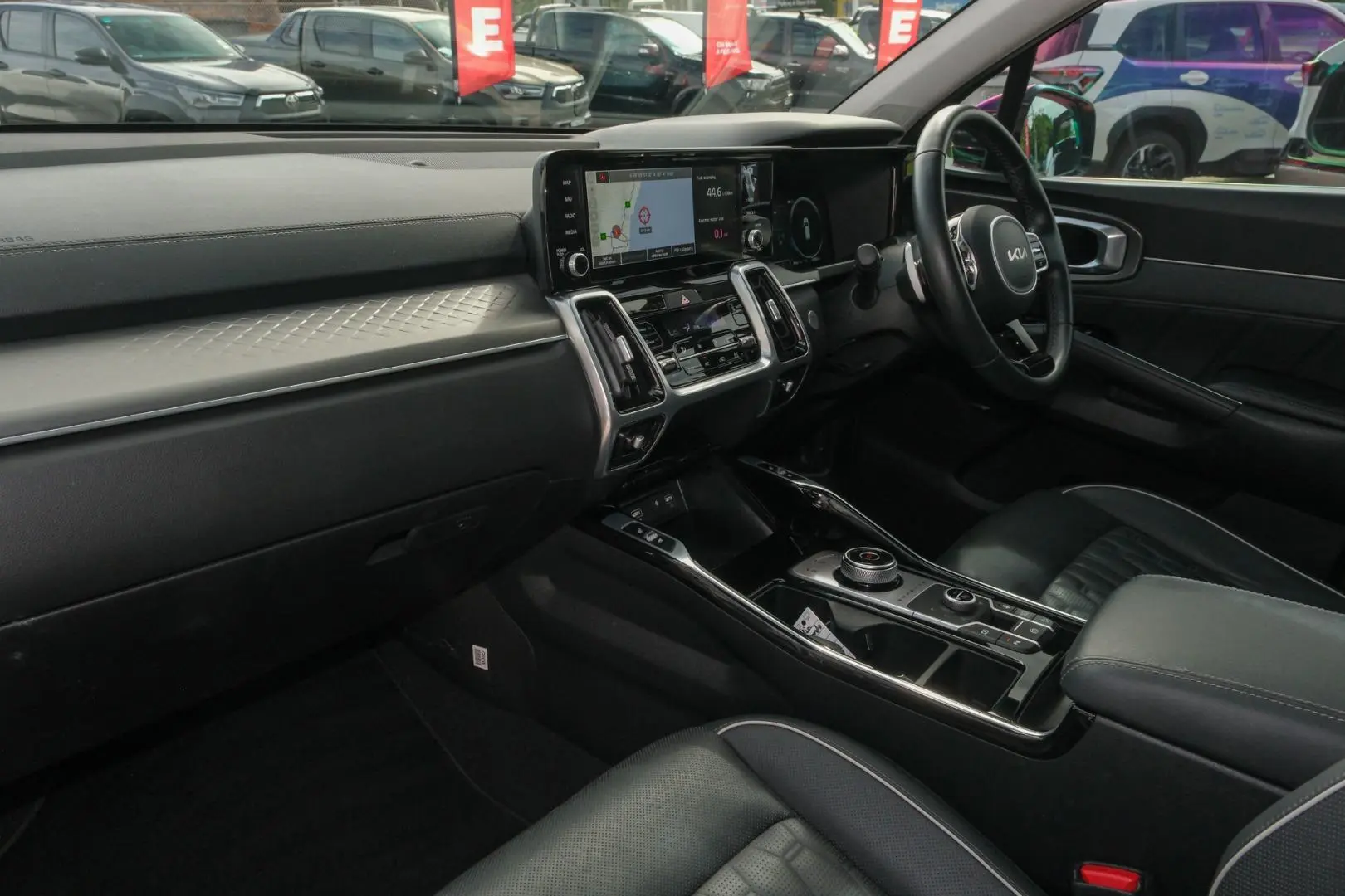 2023 Kia Sorento Gallery Image 8