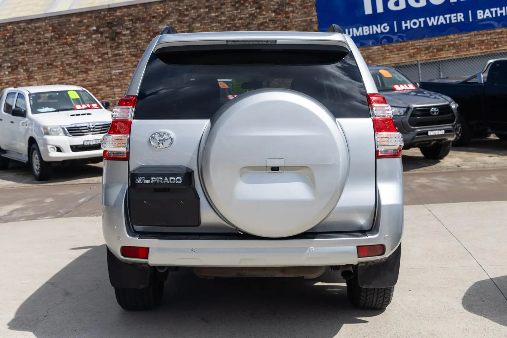 2017 Toyota Landcruiser Prado Gallery Image 5