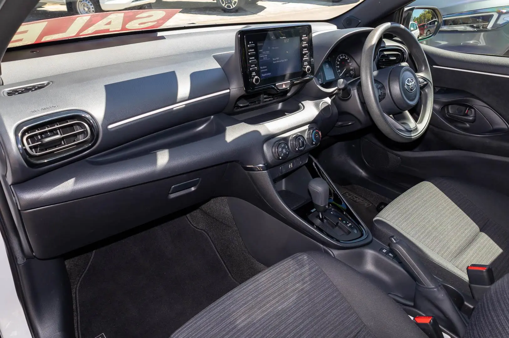 2023 Toyota Yaris Gallery Image 8