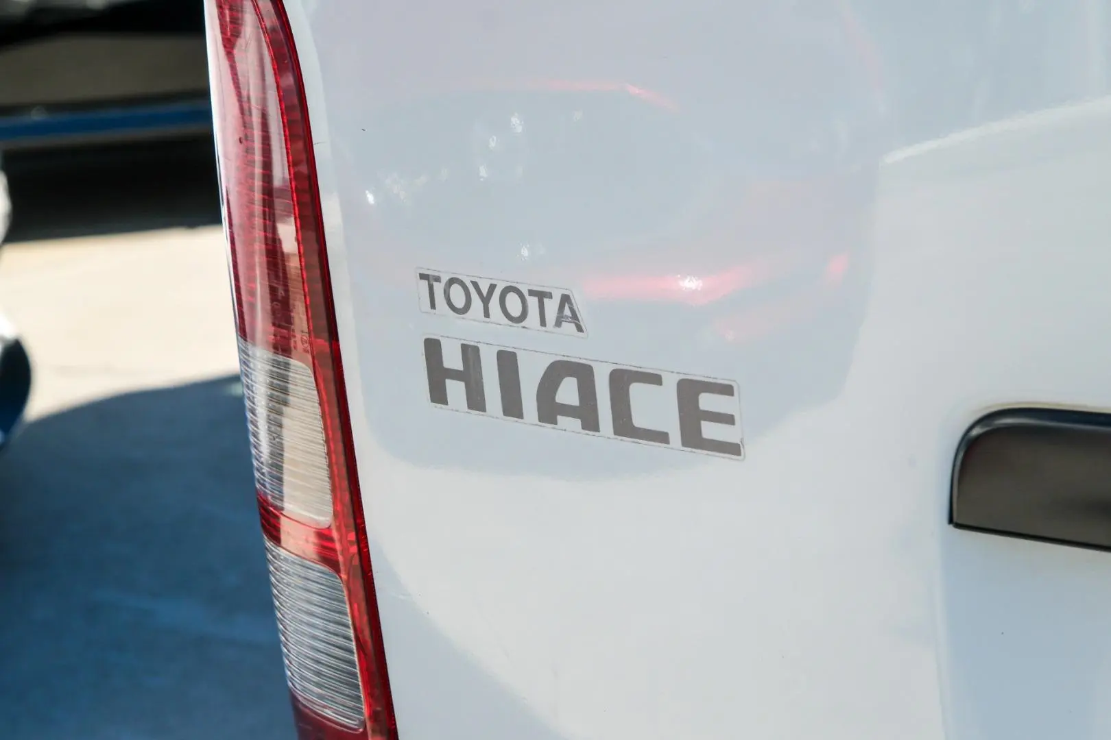 2018 Toyota Hiace Gallery Image 20