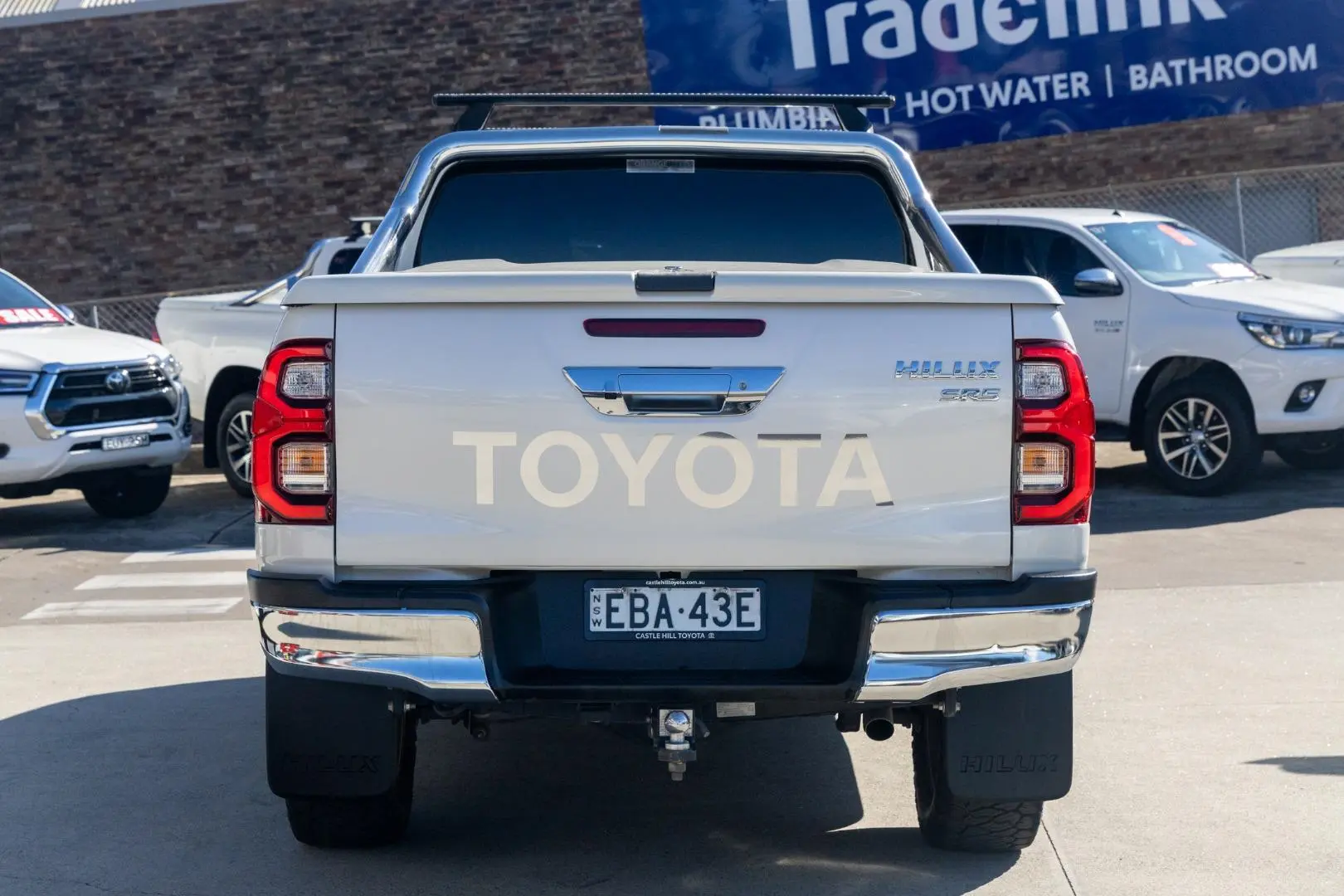 2019 Toyota Hilux Gallery Image 5