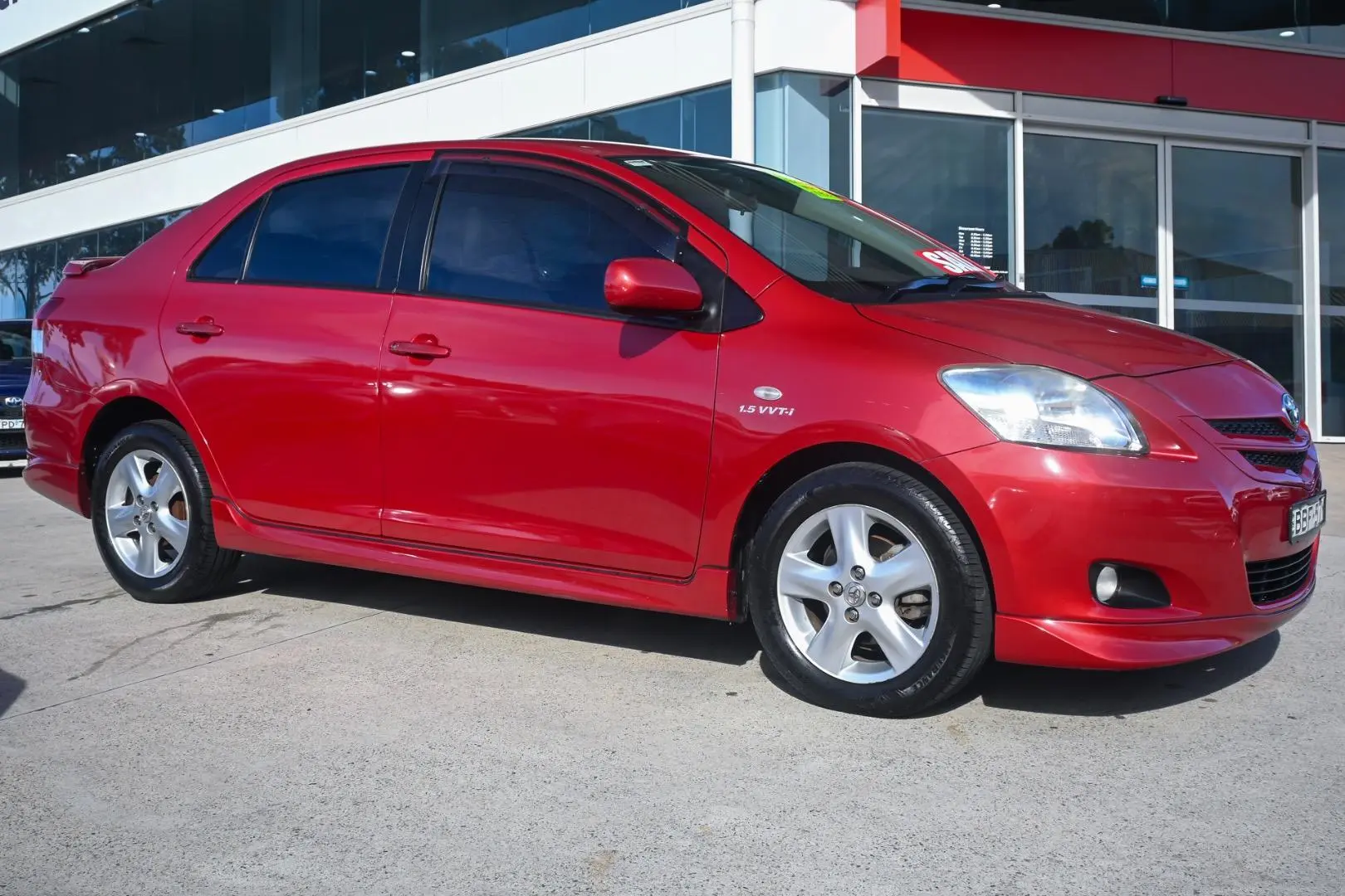 2007 Toyota Yaris Gallery Image 3