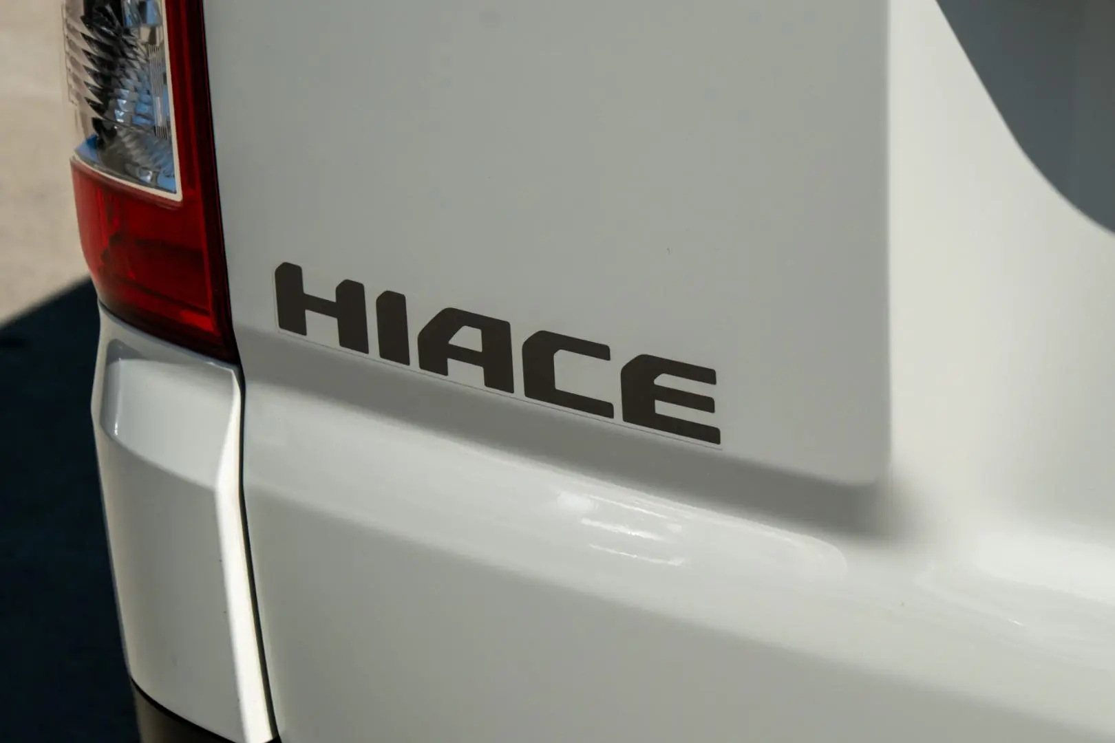 2020 Toyota Hiace Gallery Image 19