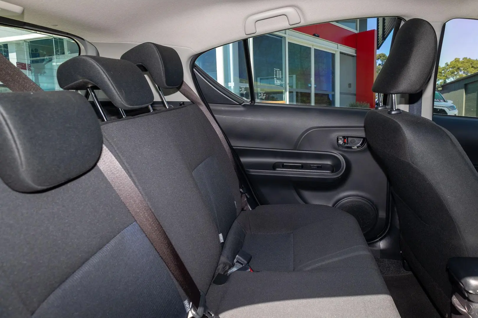 2019 Toyota Prius C Gallery Image 9